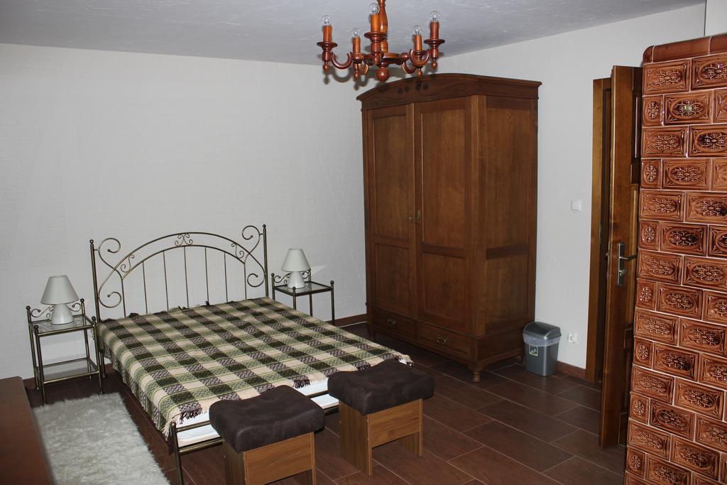 Dom Pod Lipa Villa Jaminy Bagian luar foto