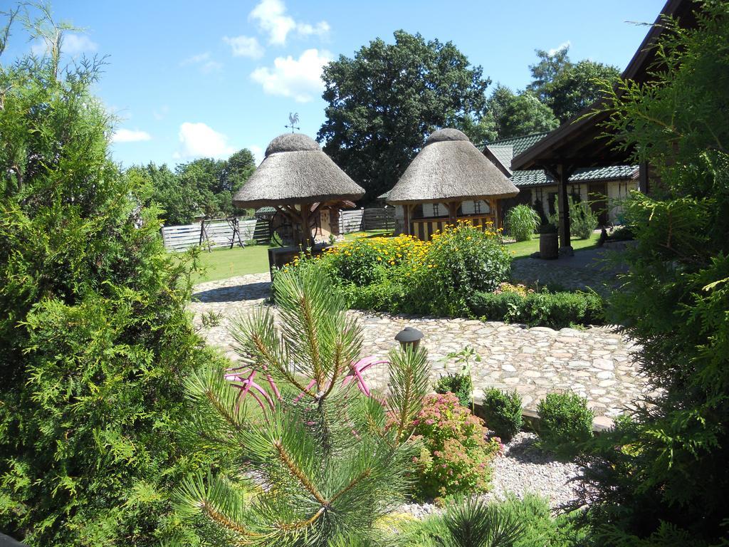 Dom Pod Lipa Villa Jaminy Bagian luar foto